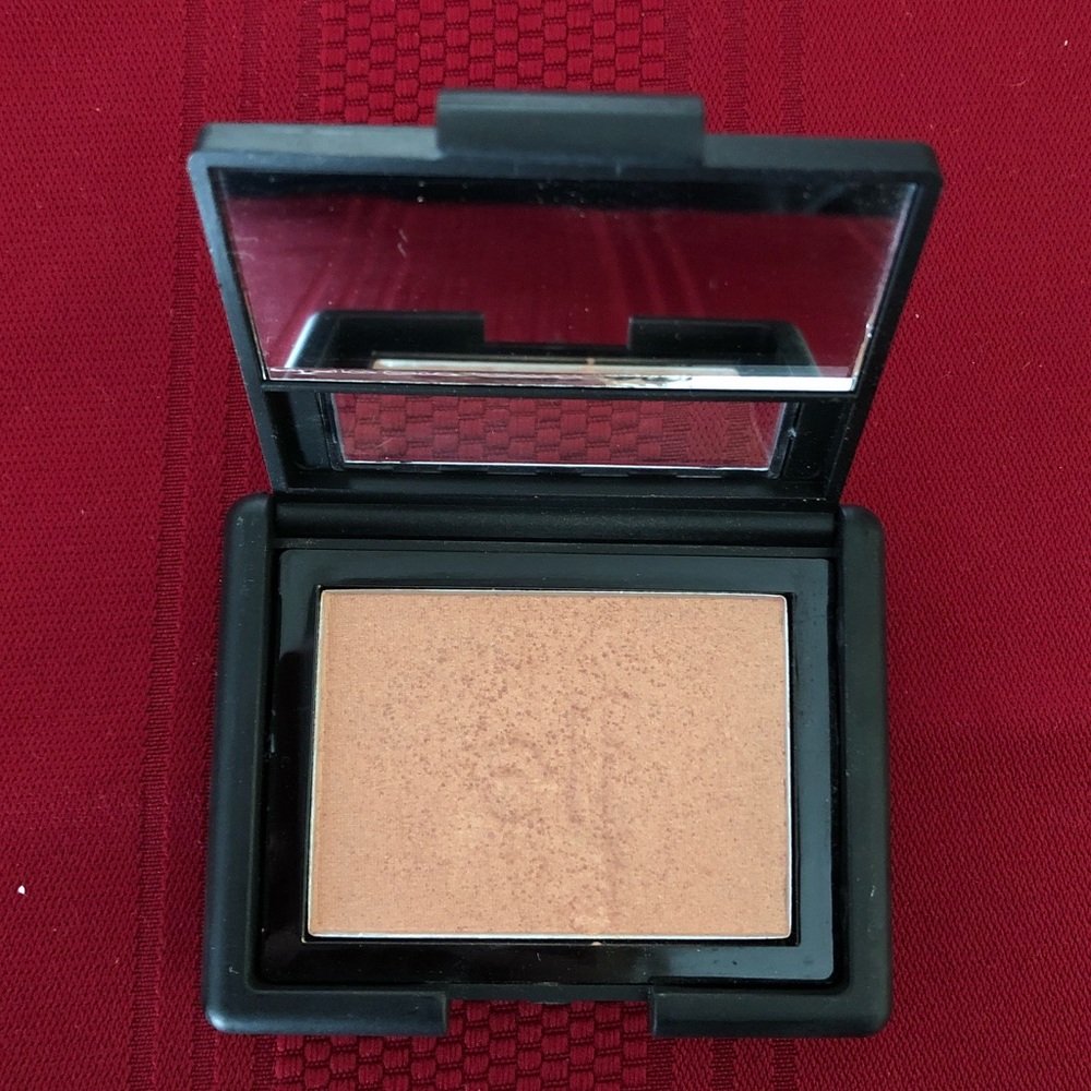 e.l.f. Candid Coral Blush